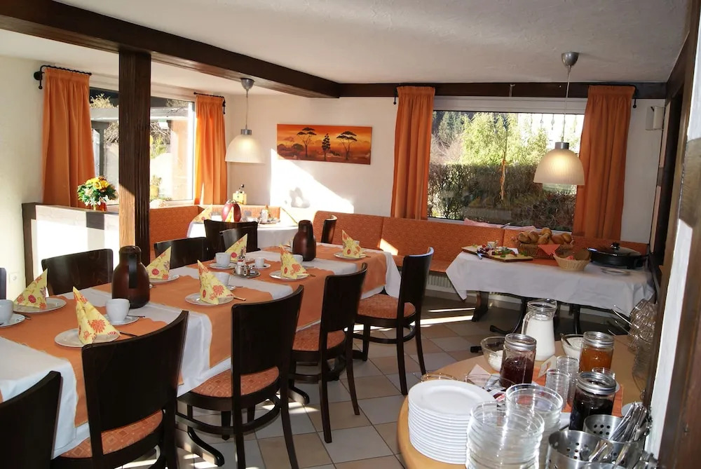 Pension & Ferienhaus Latröpchen