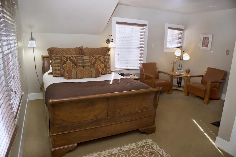 Lara House Bed and Breakfast