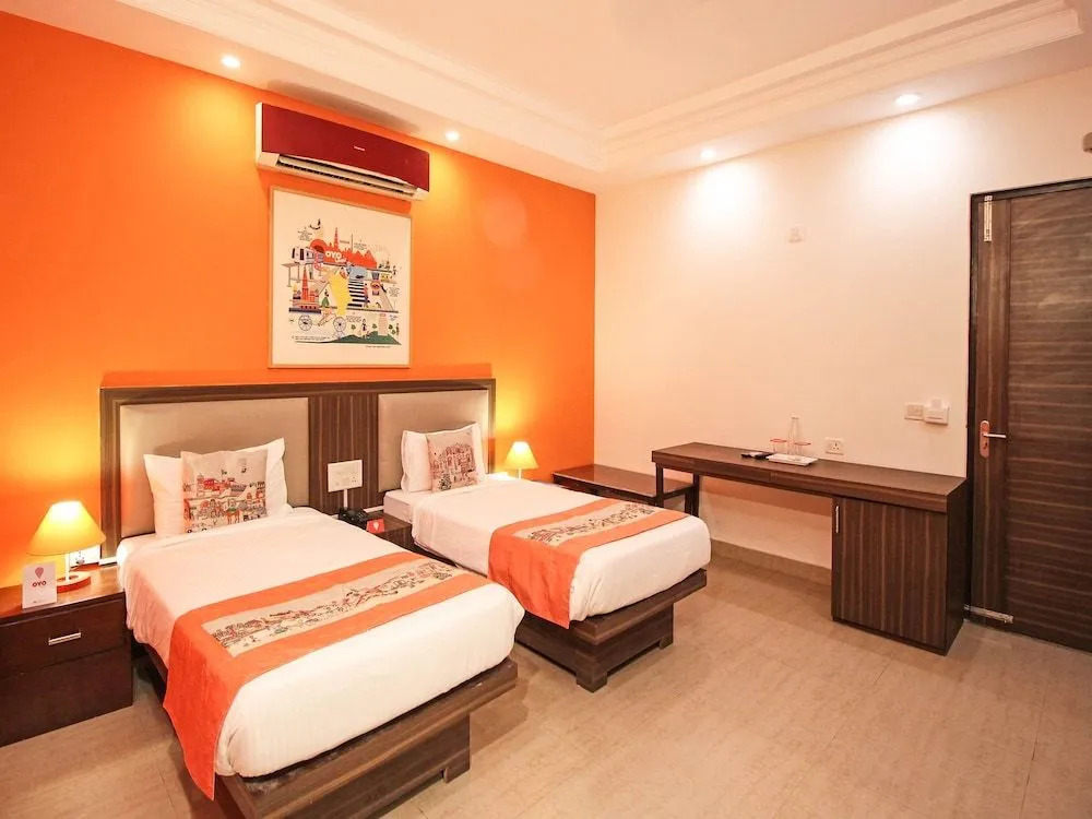 OYO Flagship 273 Noida Expressway SEZ