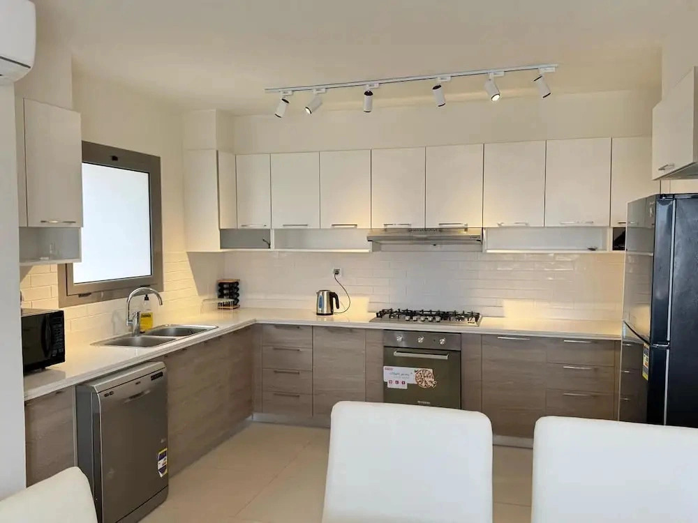 Marina 2 6R-302 in Marassi North Coast