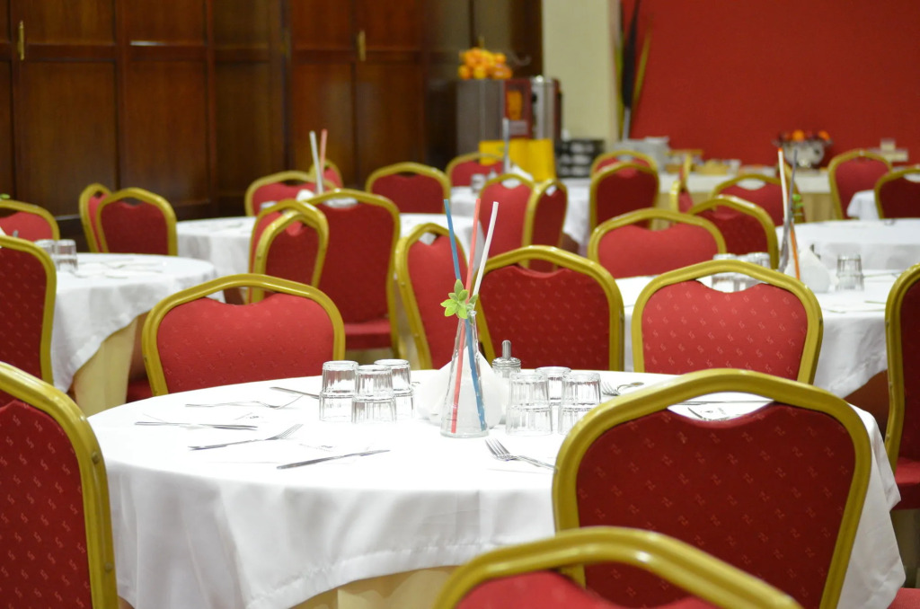Dionisos Hotel