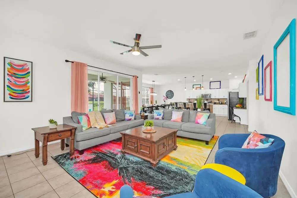 Lake View Getaway: Pool, Game Room, Theming!