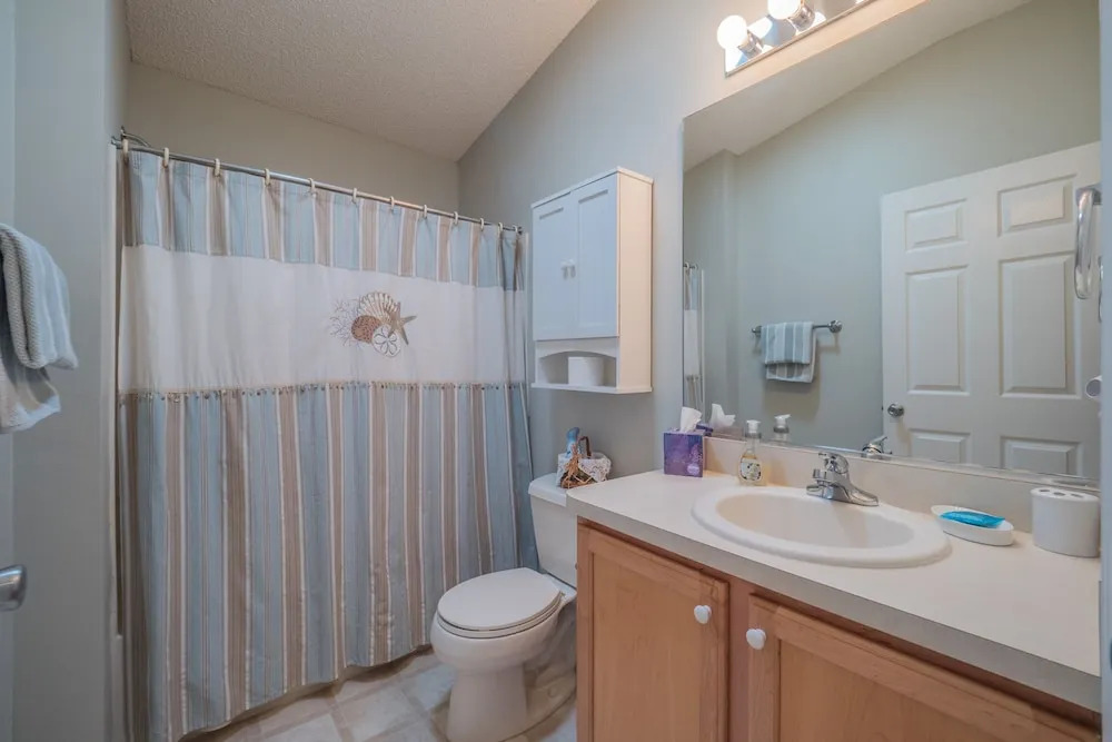 Amelia Avenue 3669 by White Pelican VR