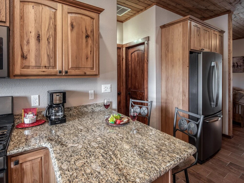 413crestviewmtncb - Crest View