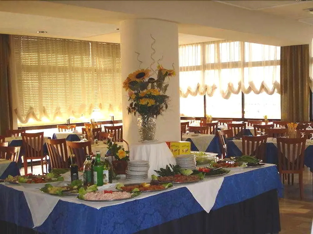 Hotel Alcazar