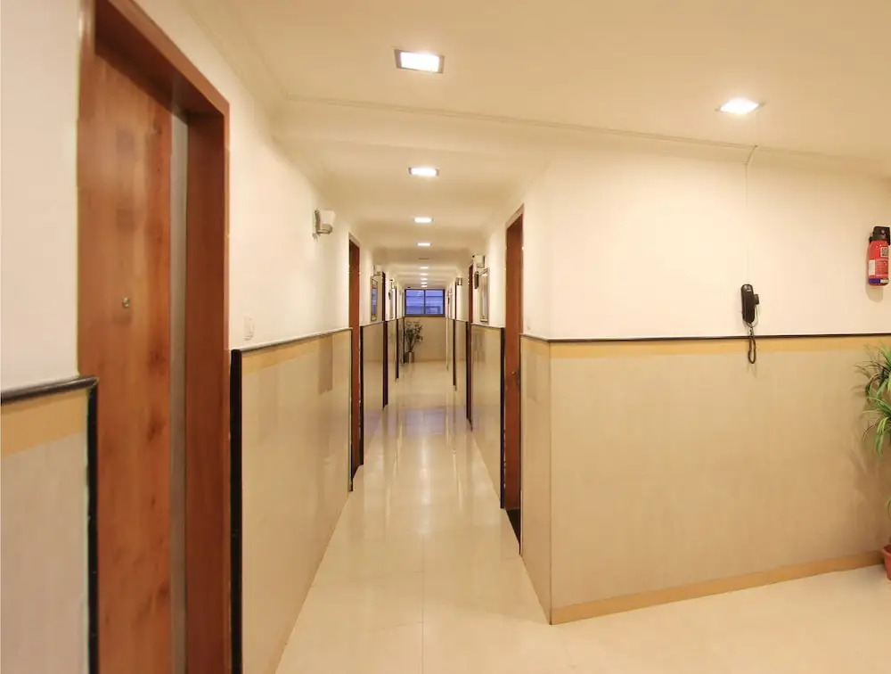 Treebo Suraksha Inn