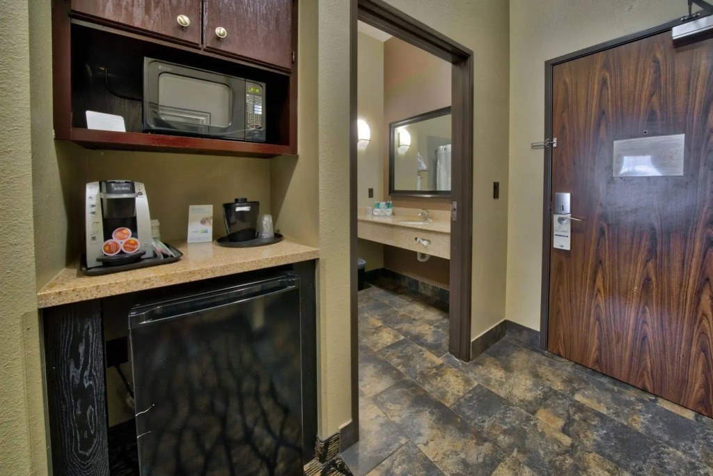 Holiday Inn Express and Suites Lubbock South by IHG