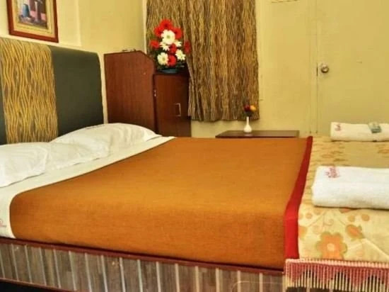 Ramanas Inn