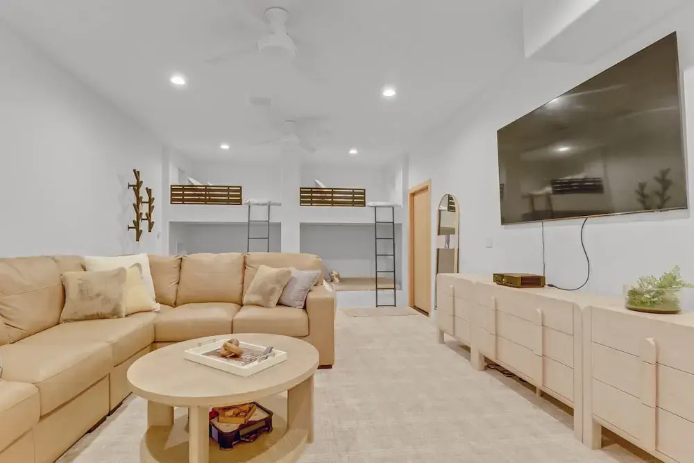 Pedal And Peak 113a 3 Bedroom Townhouse