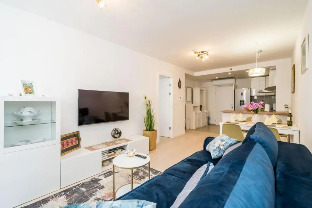 M&P- Lovely 1-bedroom condo with free parking