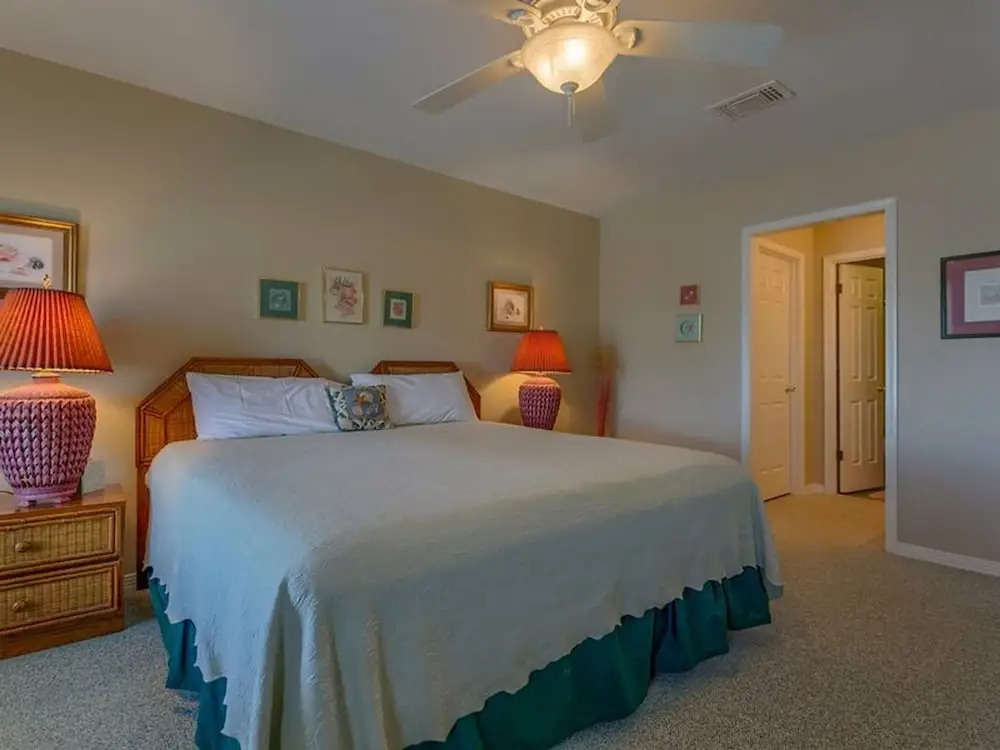 Three Shipps by Meyer Vacation Rentals