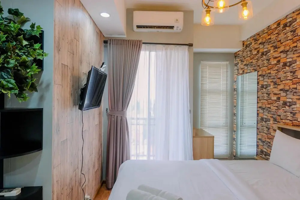 Minimalist and Comfortable Studio Akasa Pure Living Apartment