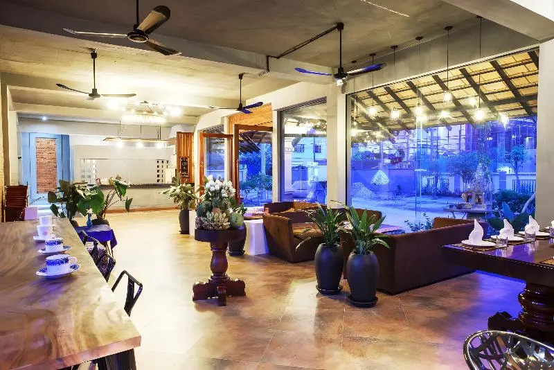 Central Blanche Residence