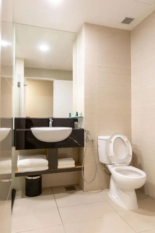 Hotel 7 Suria