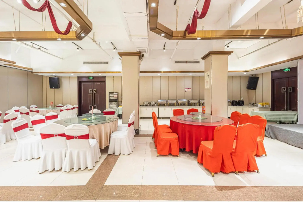 Starway Hotel Luan Shucheng Saifu