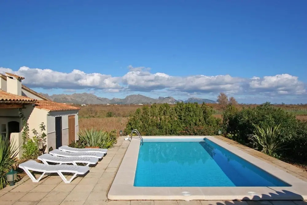 Villa - 2 Bedrooms with Pool and WiFi - 103214