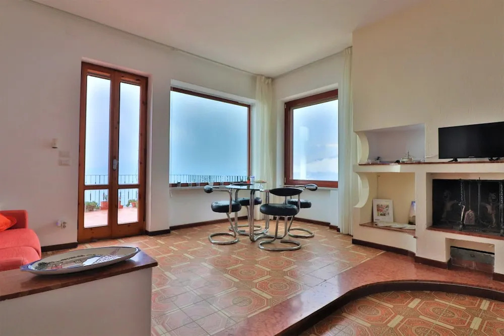 Belvedere Apt