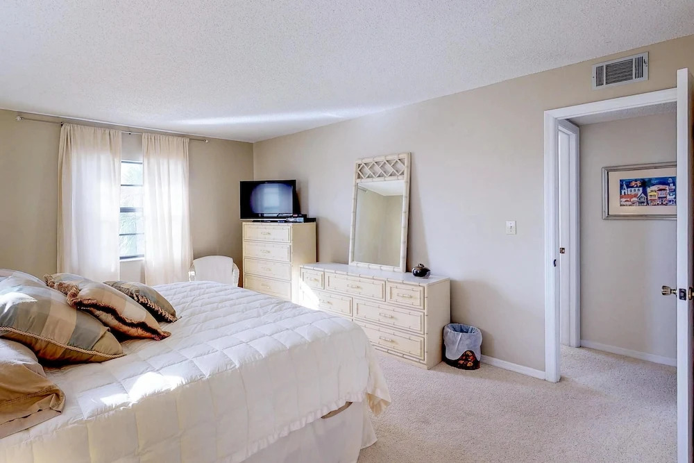 Sea Oats Condos