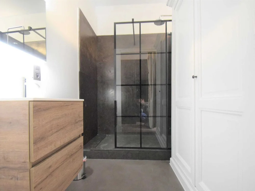 Vintage Villa with Hot Tub & Infrared Sauna in Ardennes