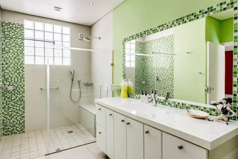 3bed With Indoor Pool and Sea Views The Sanctuary