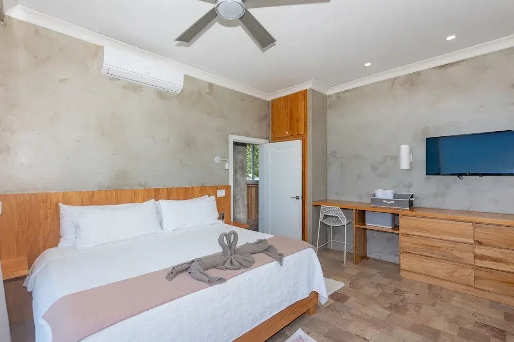 Todo Es Posible 4 Bedroom Home