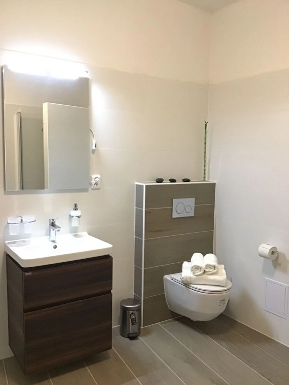 Euro Apartments