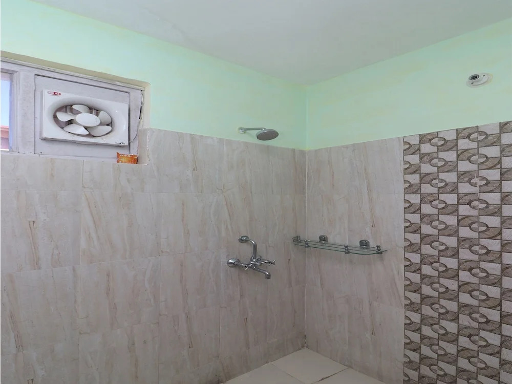 OYO 10814 Home Vintage 2BHK Villa Ghorakhal