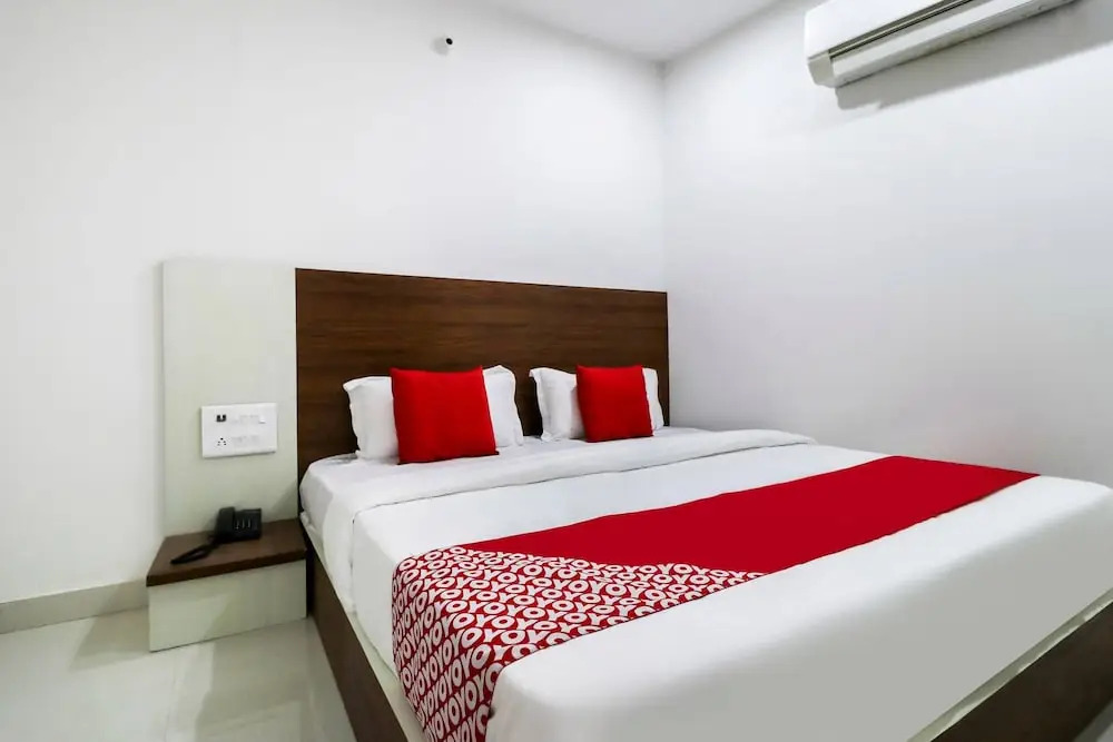 H5 by OYO Rooms