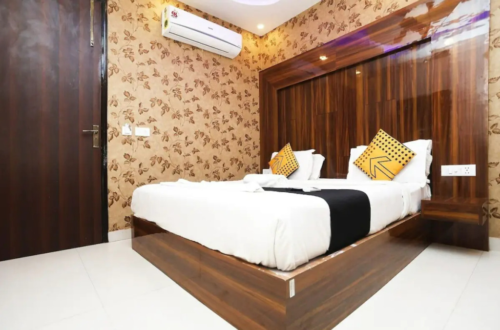 Hotel Silver Stay By Grb