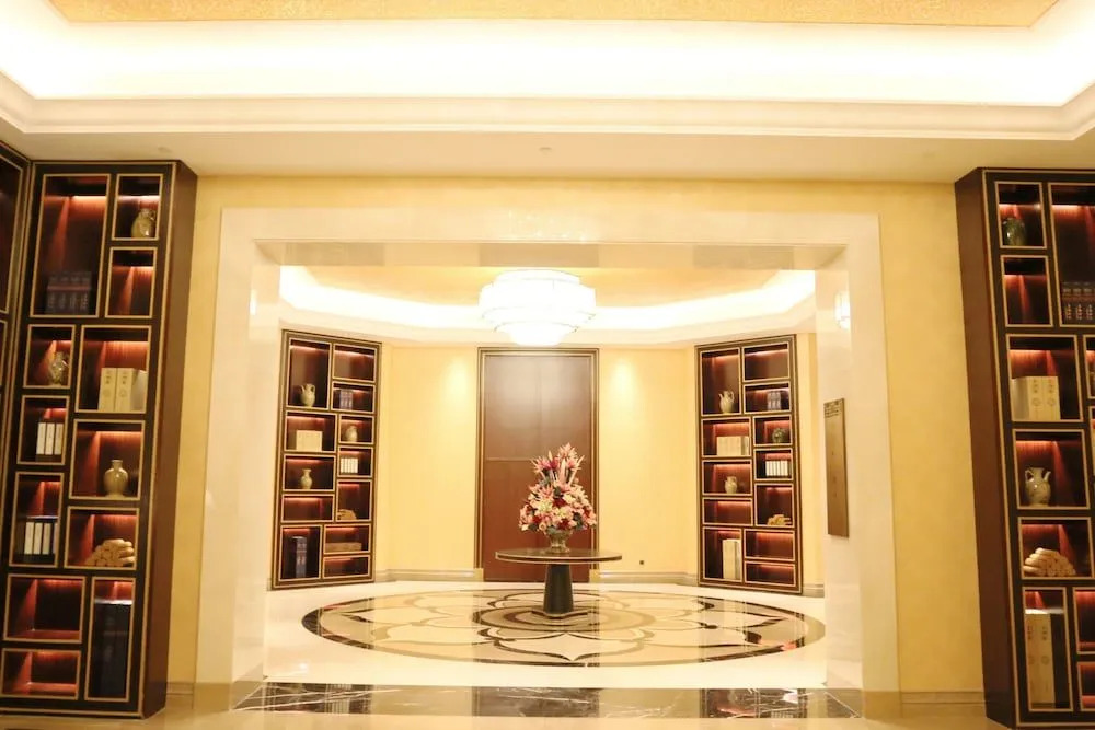 Changsha Tongguan Macrolink Legend Hotel