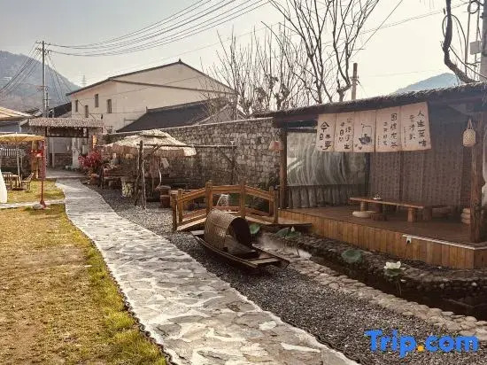 Lu Jian · Yunqi Homestay