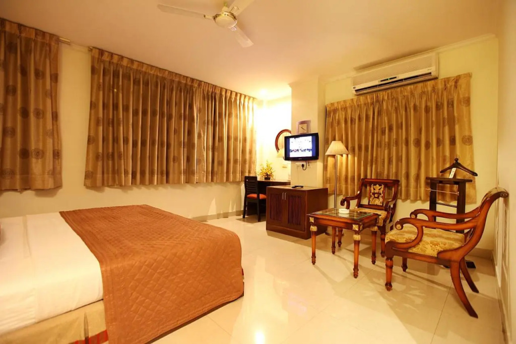 Hotel The Class , Delhi Airport
