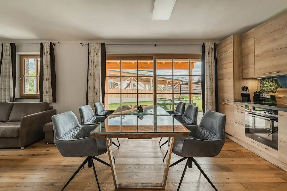 Dachstein West Apartments