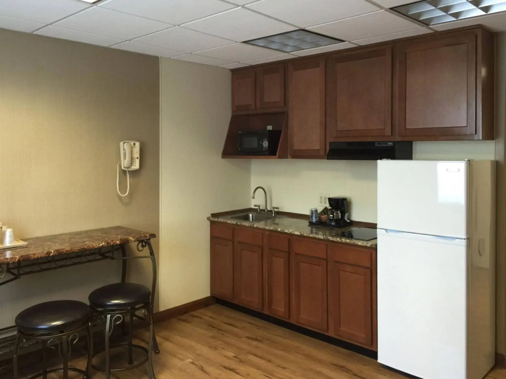 Quality Inn & Conference Center Franklin Downtown