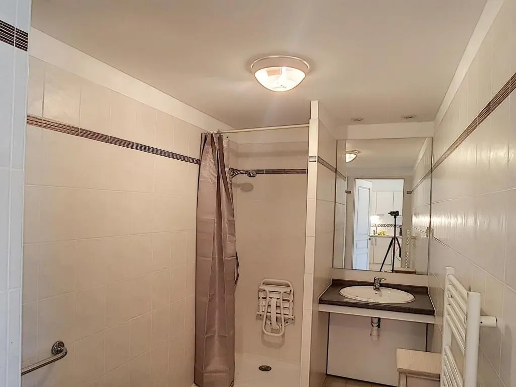 Appartement Lamalou-les-Bains, 2 pièces, 2 personnes - FR-1-451-117