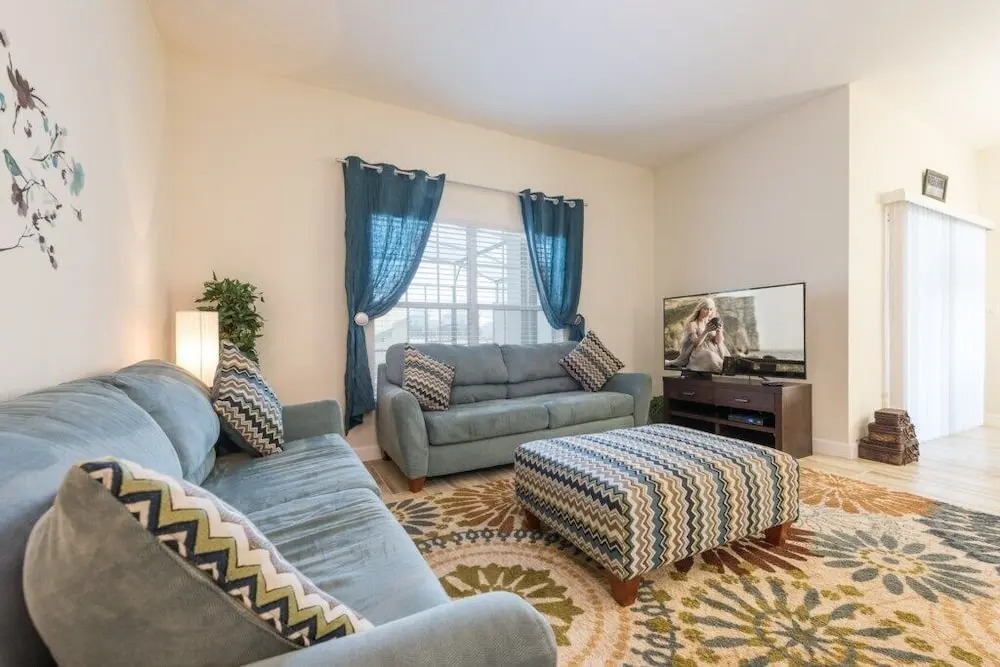 Lake View 4 Bed At Storey Lake Private Pool! 4 Bedroom Townhouse