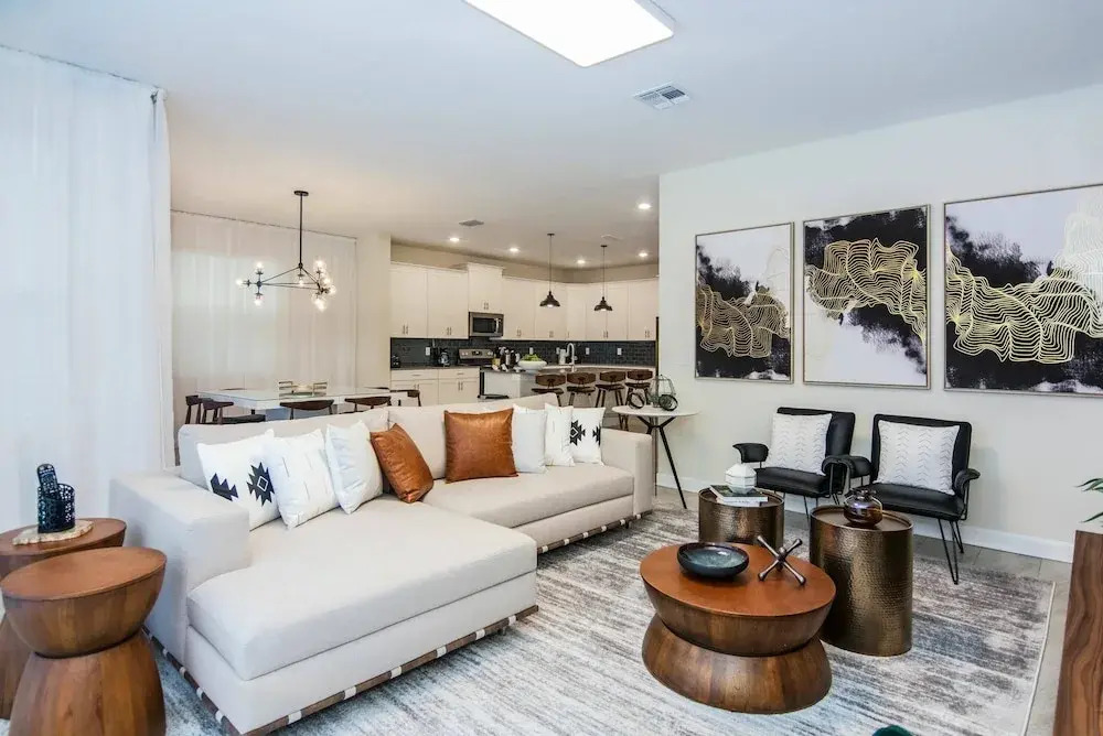 Modern Single Home - Pool and Game Room