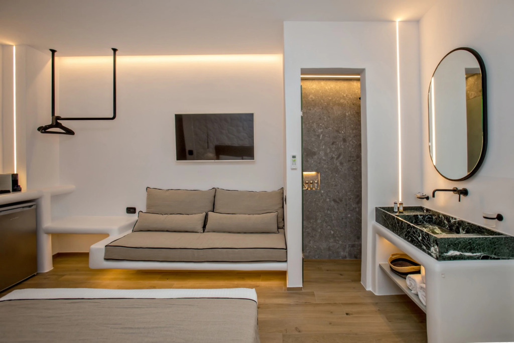 Levantes Luxury Suites I & II