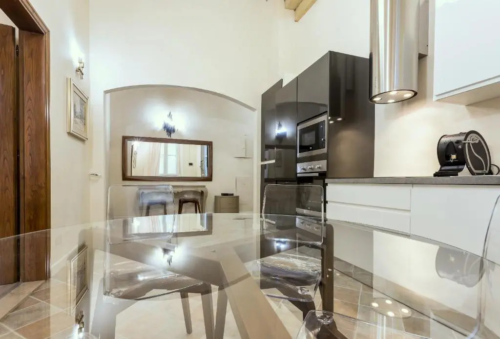 Duomo 2 Bedroom Apartment