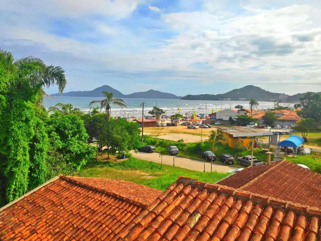 Lindo apê 1 min a pé da areia da Praia Grande-O mais perto! com Varanda