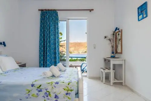 Antoniadi Rooms