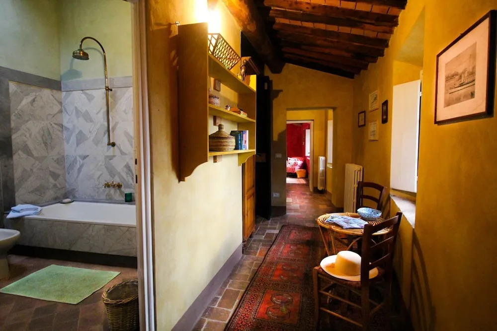 Casa Colli by Vacation in Lucca