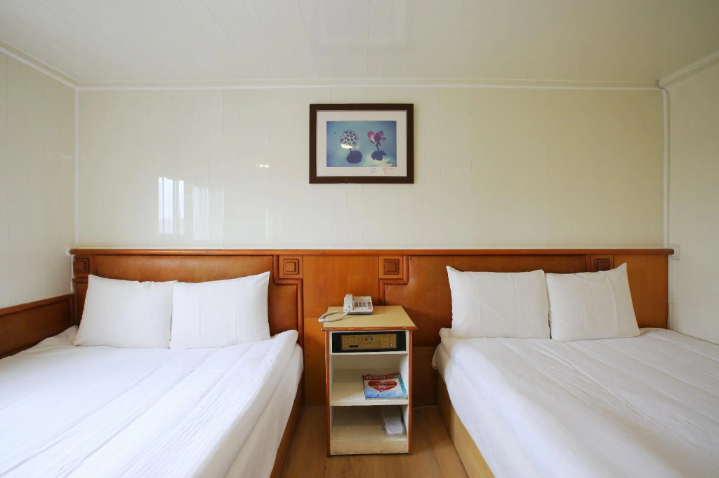 Lion Hotel