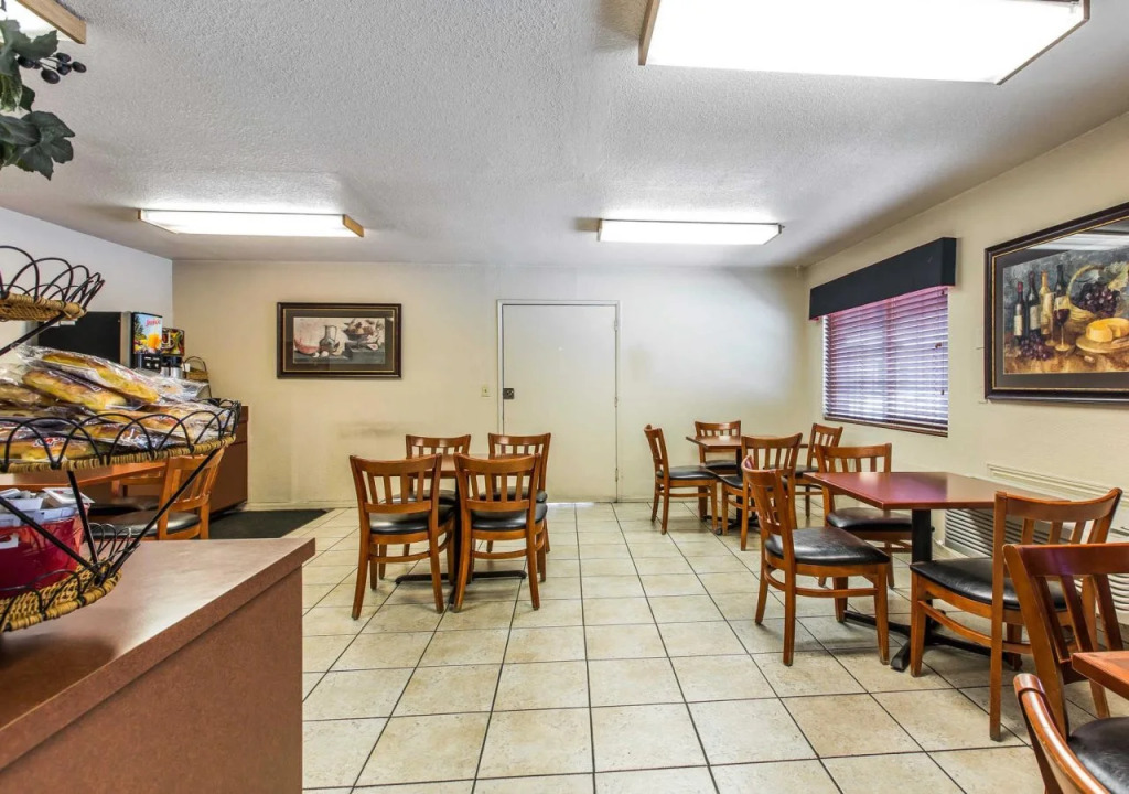 Rodeway Inn Ontario Mills Mall