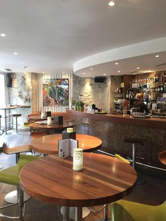PLATZHIRSCH ZÜRICH - Downtown Boutique Hotel & Sushi Lounge