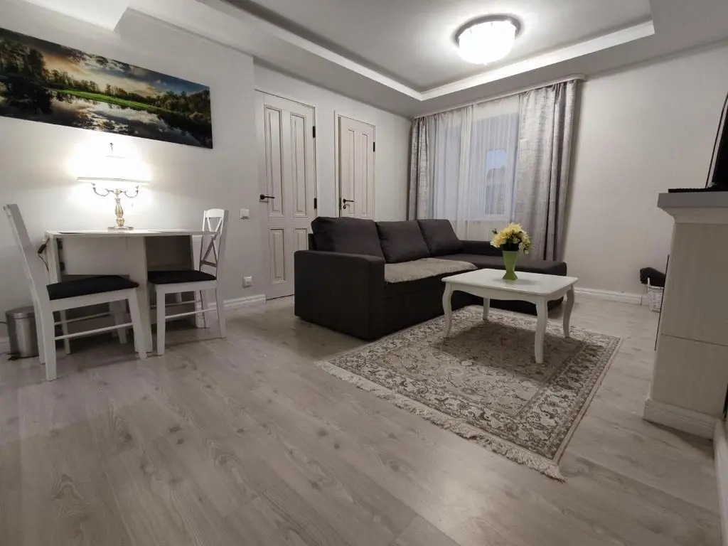 Romantic suite with sauna, free parking