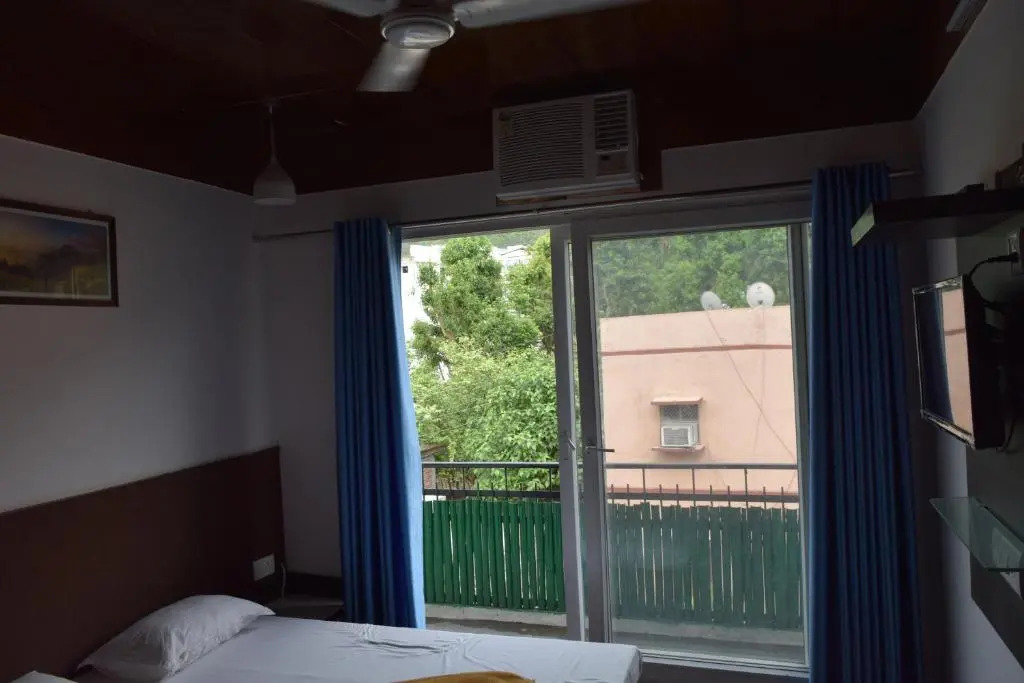 Hotel Moksha