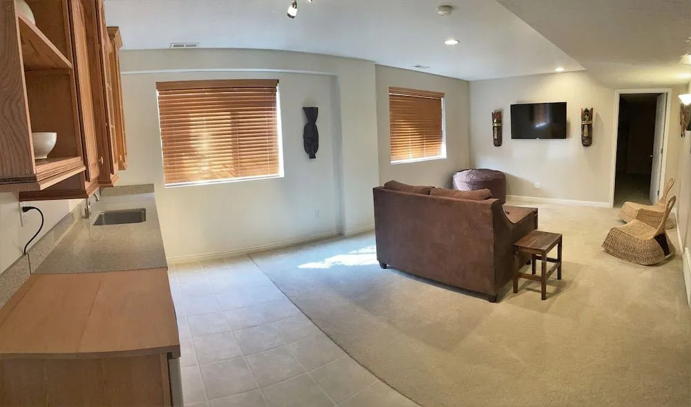 Sweetbriar Home 8 Bedroom Home by RedAwning