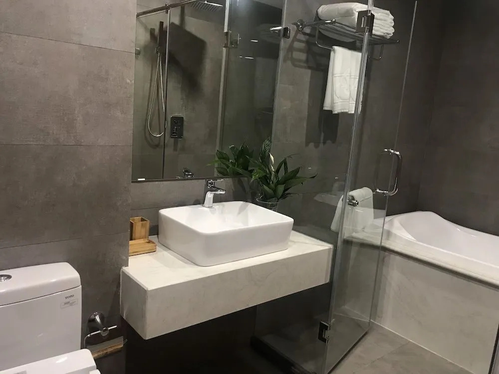 REIWA INN APARTMENT