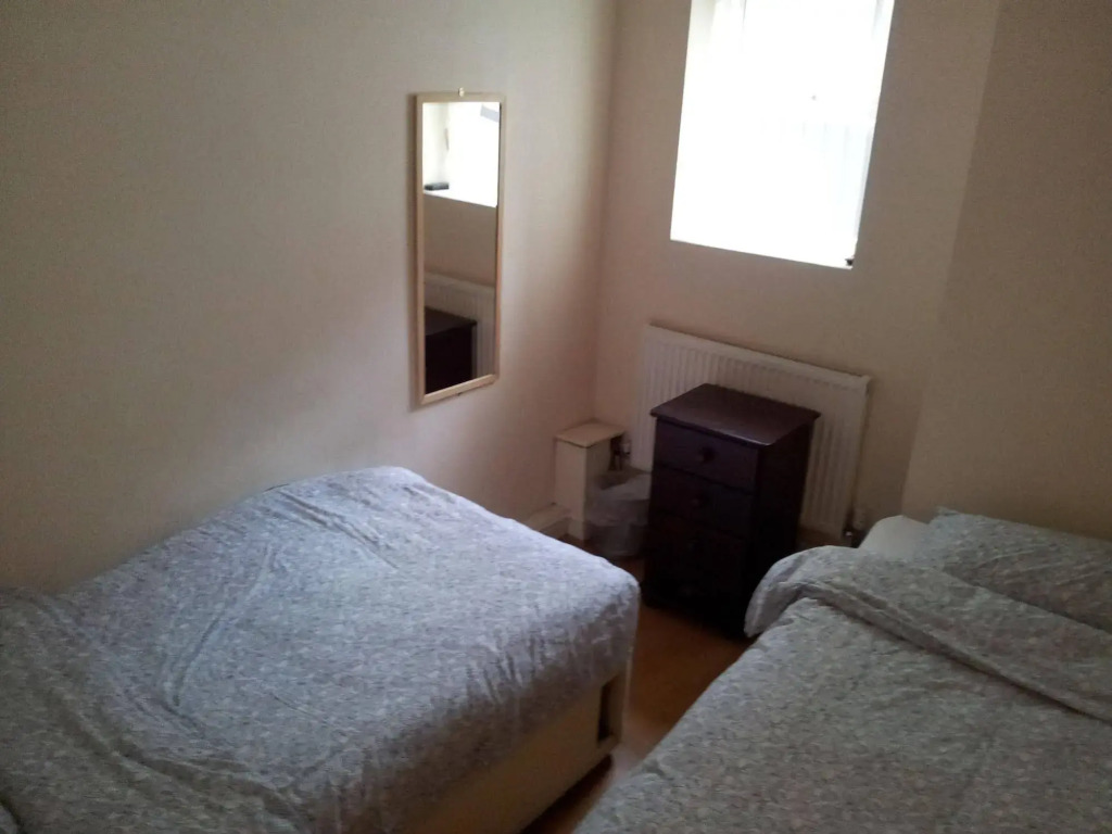 Ten Streets Bed & Breakfast